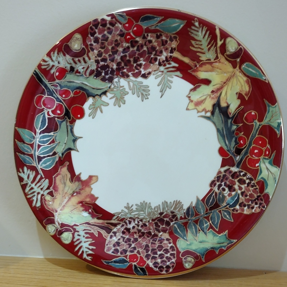 F GIORGI CERAMICA VARM ITALY CRATE & BARREL CRIMSON WREATH dinner PLATE